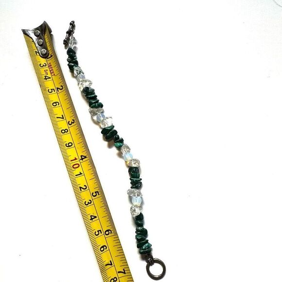Malachite quartz and opalite beaded bracelet - Picture 7 of 9
